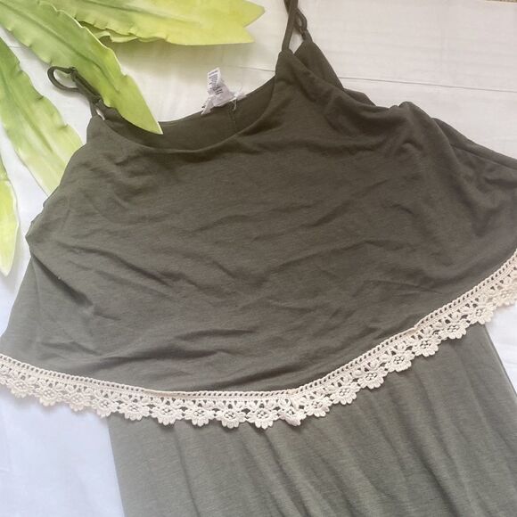 ⭐️NWT Streetwear Society Maxi Dress w/ Overlay⭐️ - Picture 3 of 7